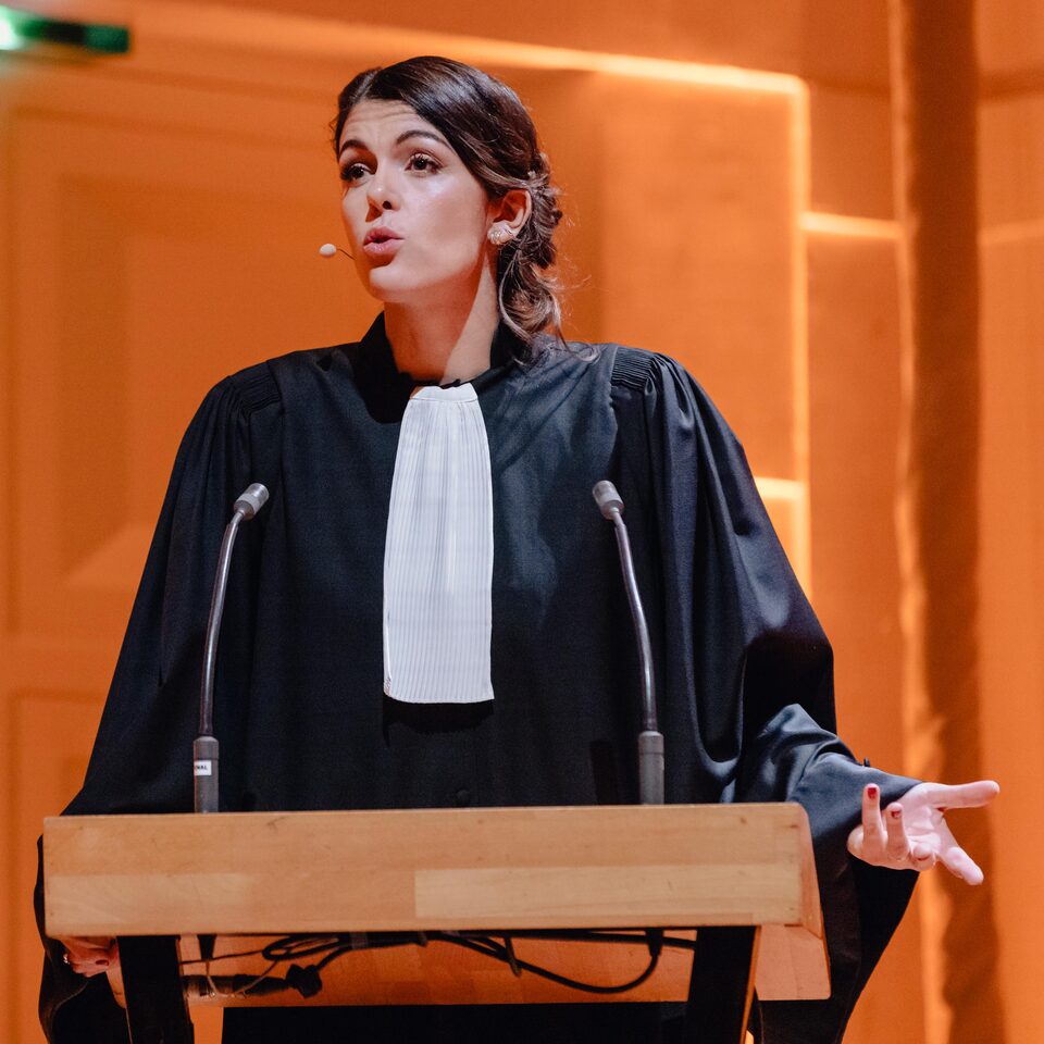 Maître Hélène Tared, avocat aux Barreaux de Metz et Luxembourg